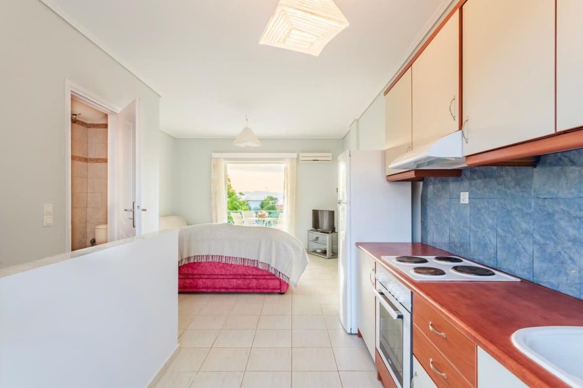 Seaview Terrace Haven-Perfect Location By The Sea Kalamata Exterior foto