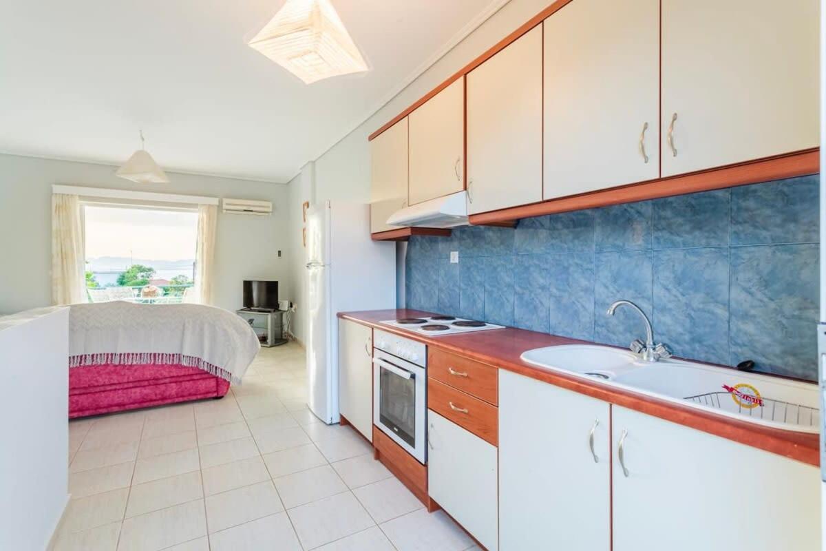 Seaview Terrace Haven-Perfect Location By The Sea Kalamata Exterior foto