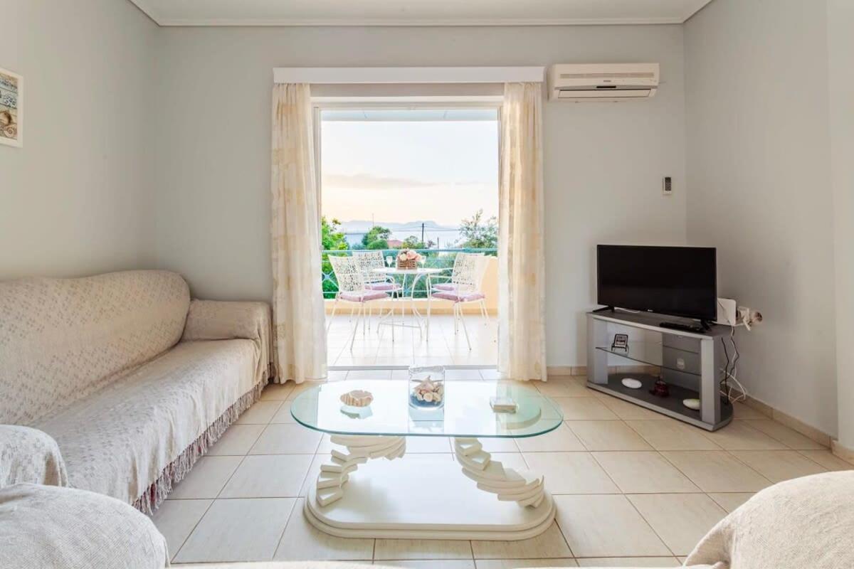 Seaview Terrace Haven-Perfect Location By The Sea Kalamata Exterior foto